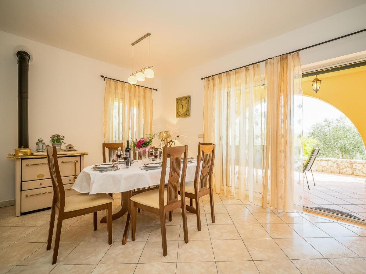Kras Holiday Home Mila By Interhome מראה חיצוני תמונה