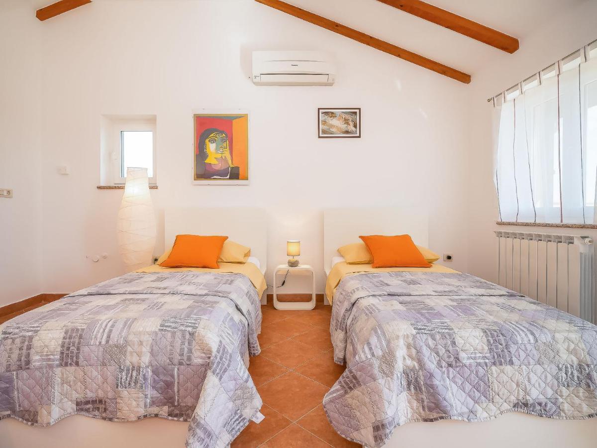 Kras Holiday Home Mila By Interhome מראה חיצוני תמונה
