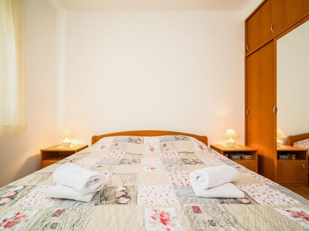 Kras Holiday Home Mila By Interhome מראה חיצוני תמונה