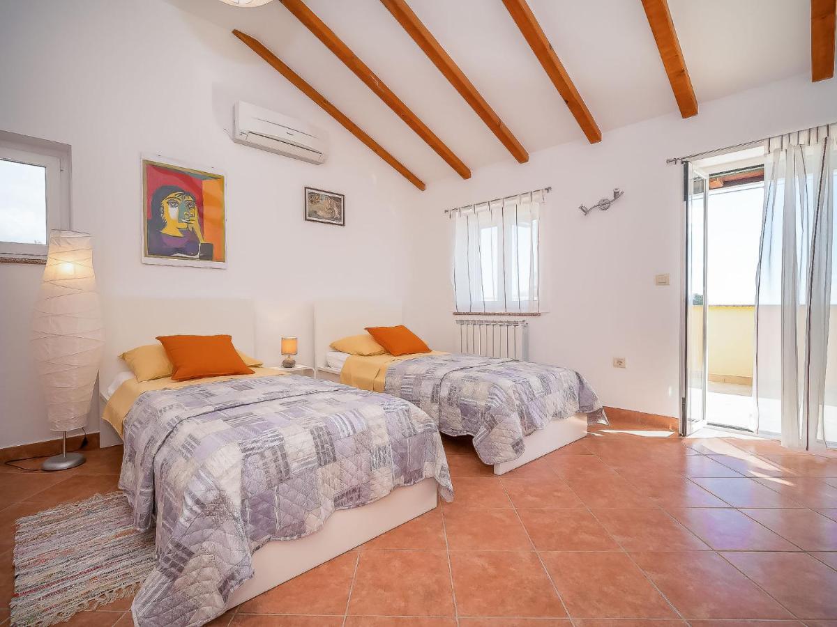 Kras Holiday Home Mila By Interhome מראה חיצוני תמונה